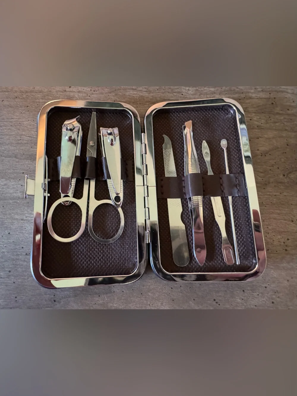 Eiffel Tower Paris Canvas snap closure manicure set